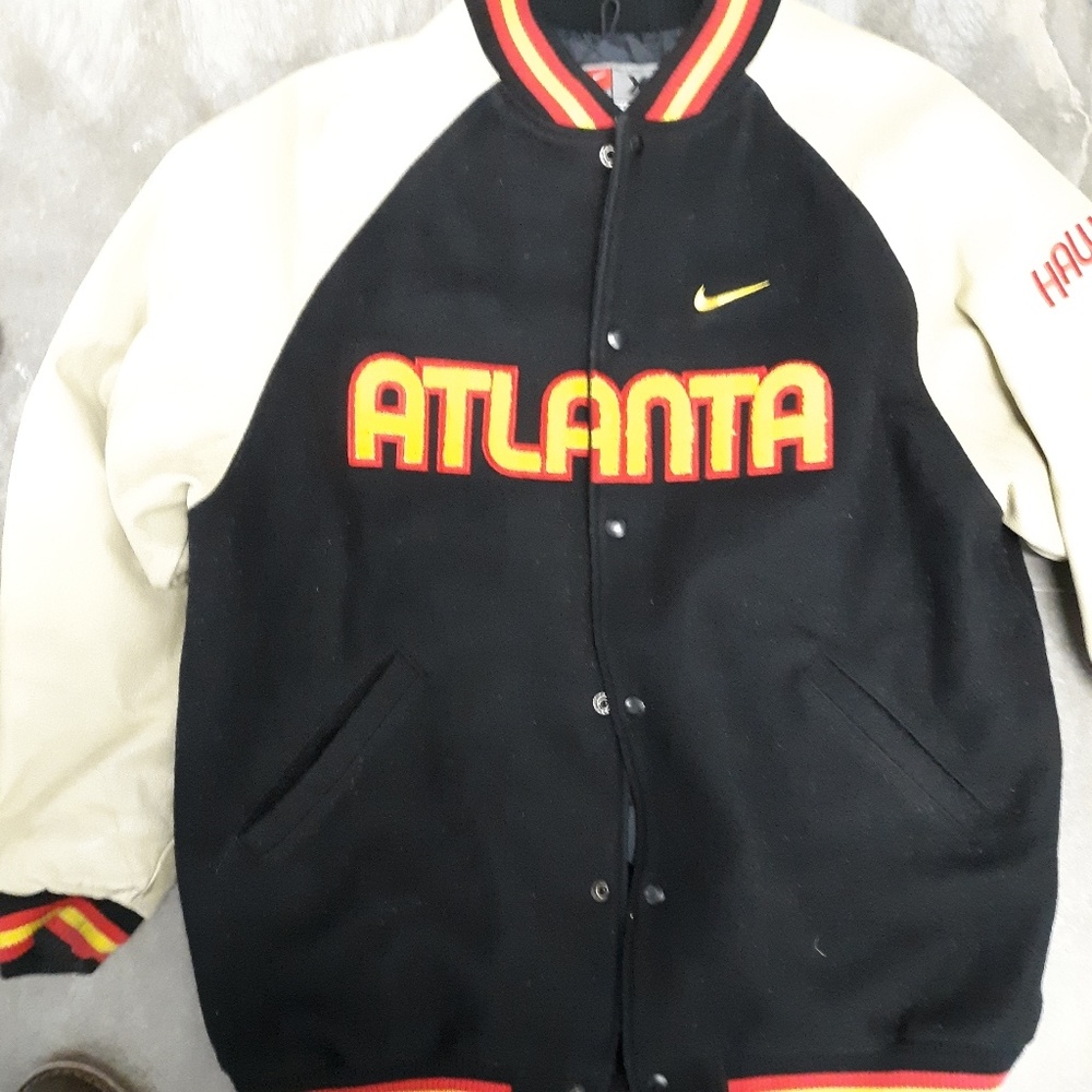 NIKE NBA GAME JACKET
